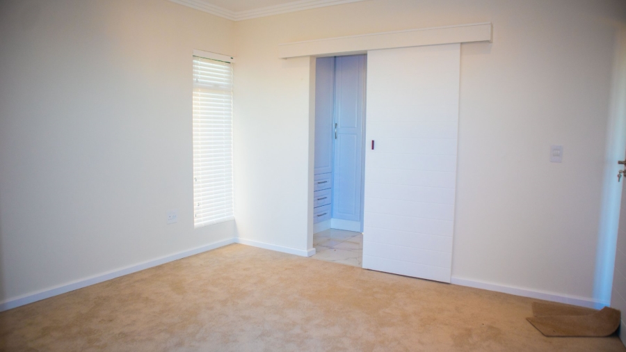 4 Bedroom Property for Sale in Kidds Beach Eastern Cape